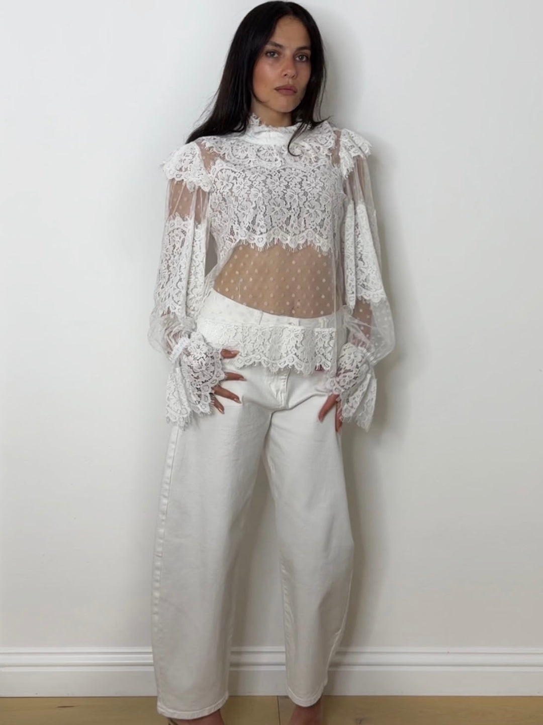 SHEER LACE TOP SPOT
