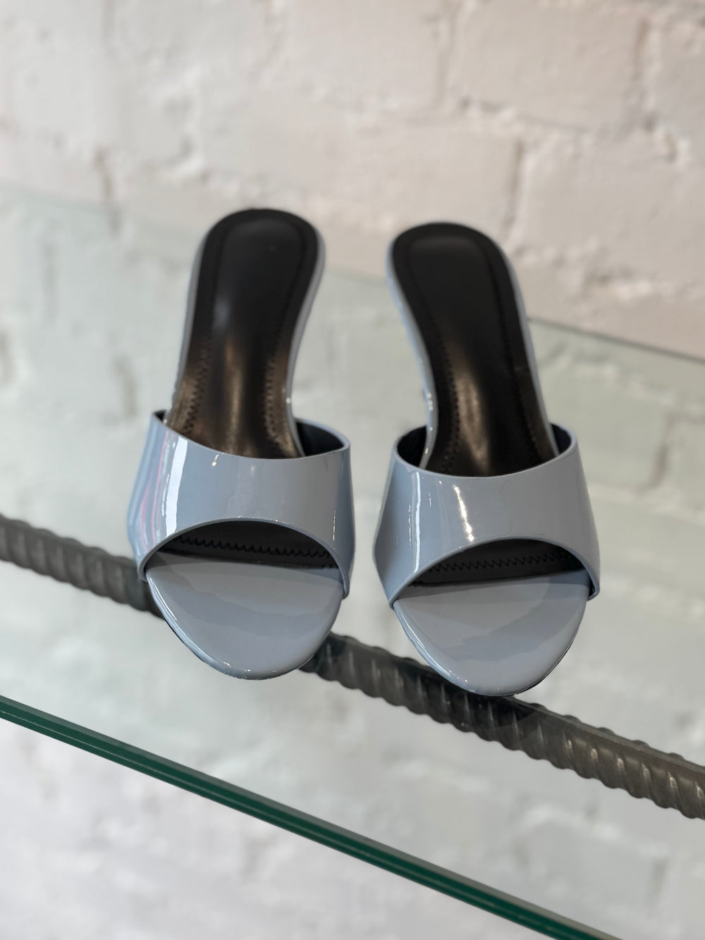KITTEN HEEL MULE BLUE