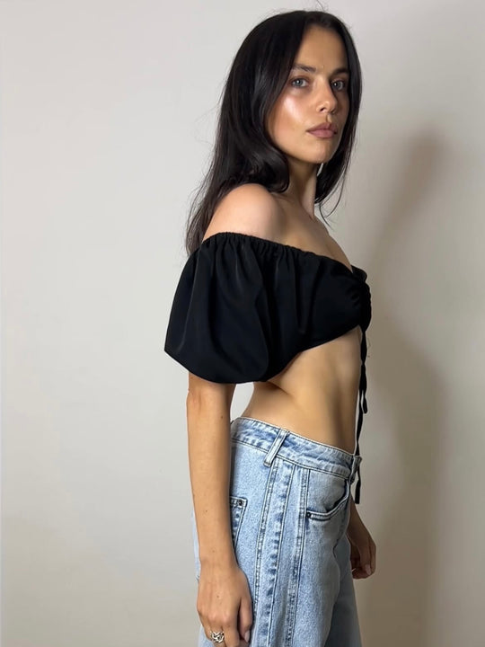 MIA BARDOT CROP BLACK