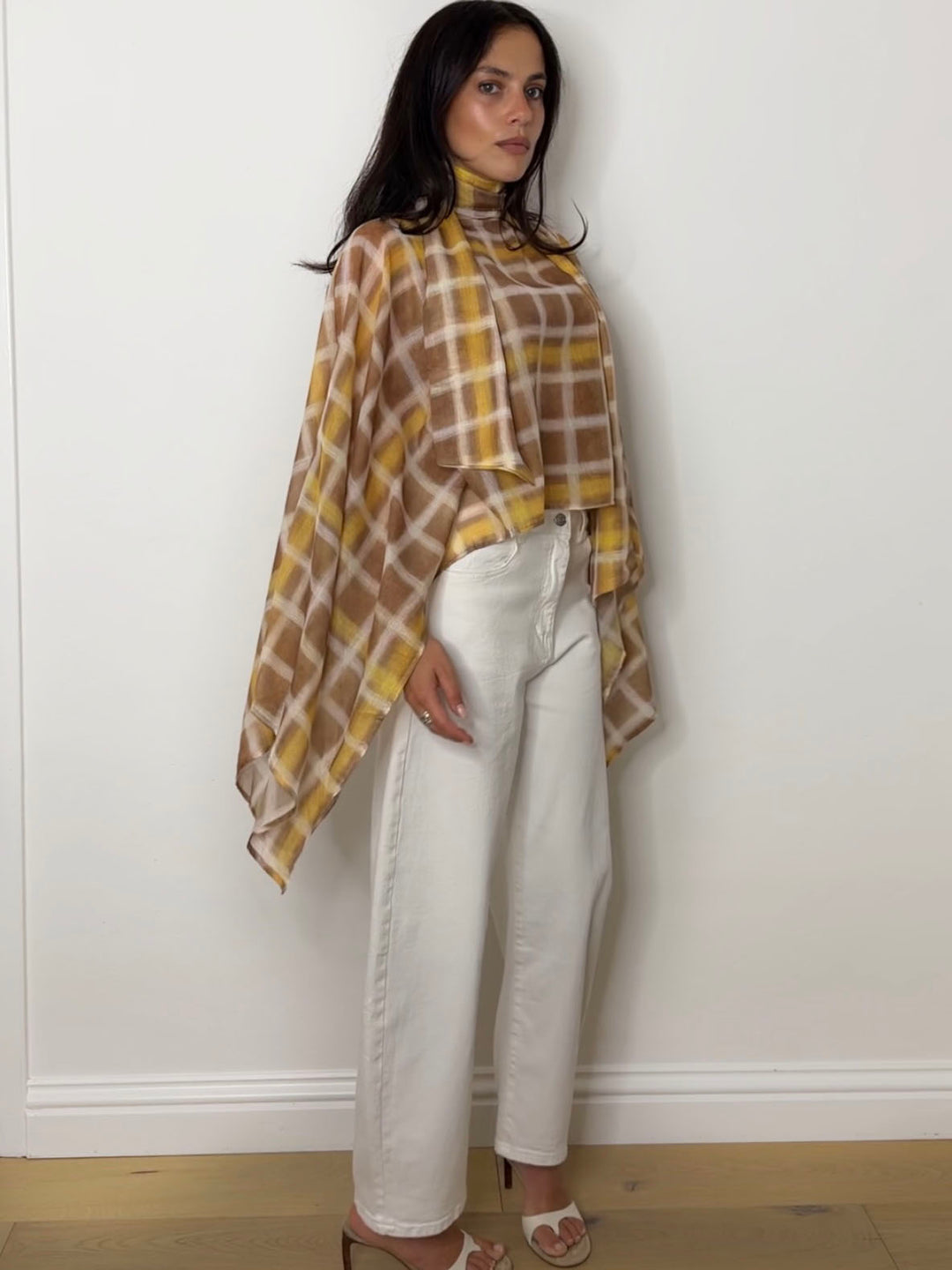 CHECK CAPE AND SCARF