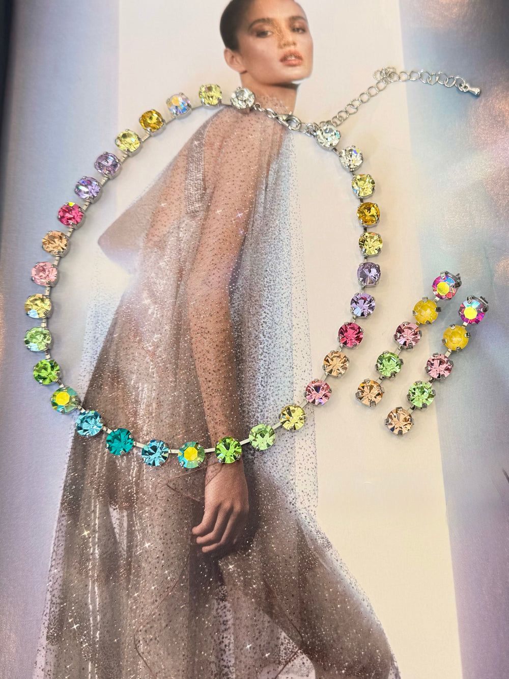 CRYSTAL NECKLACE