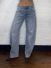 SEAM DETAIL DENIM BARREL LEG JEANS