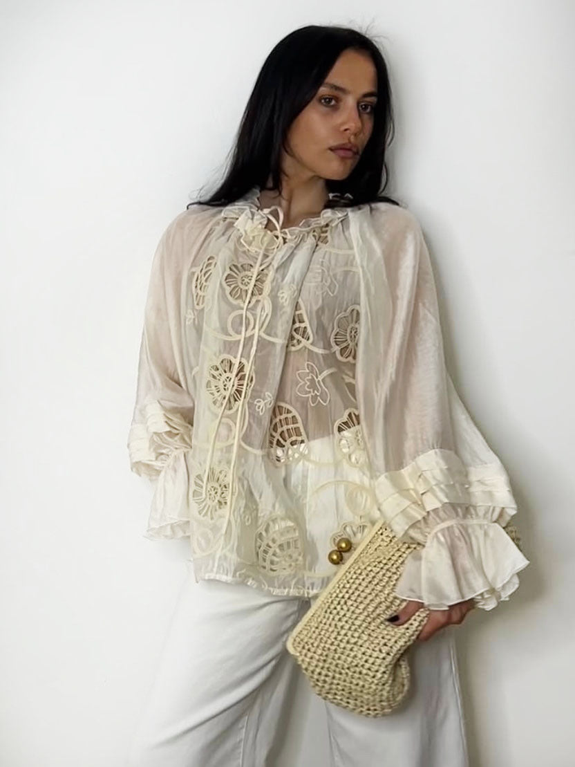 CROCHET FRILL COLLAR BLOUSE