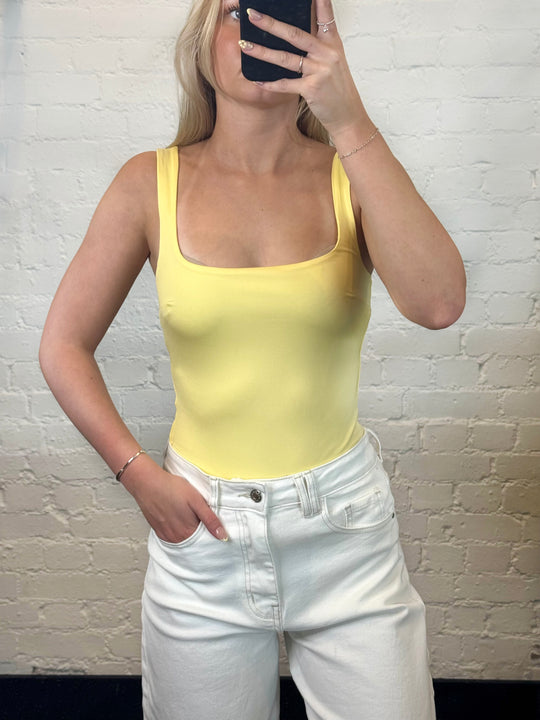 SCOOP BACK BODYSUIT YELLOW