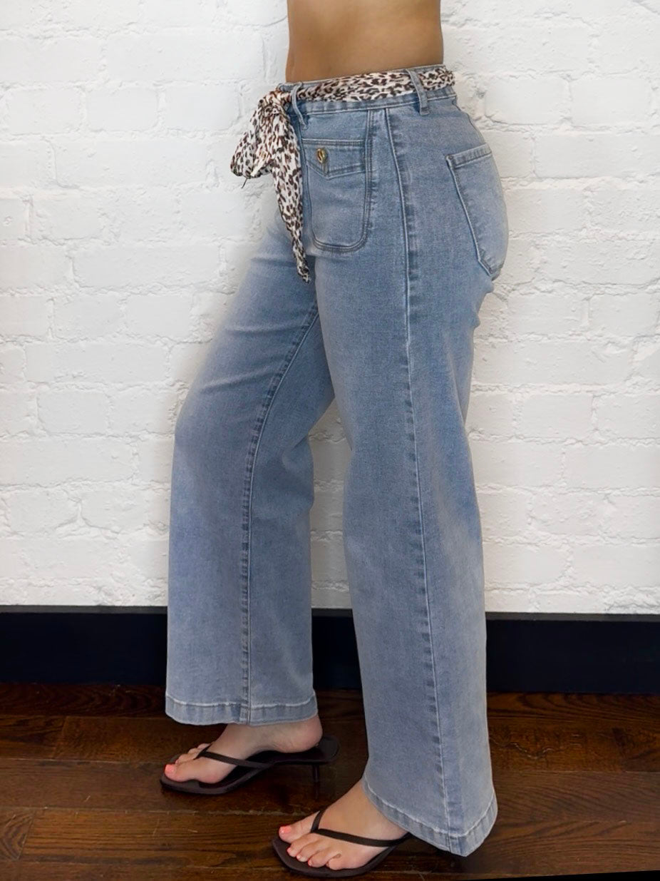 LEOPARD SCARF DENIM JEANS